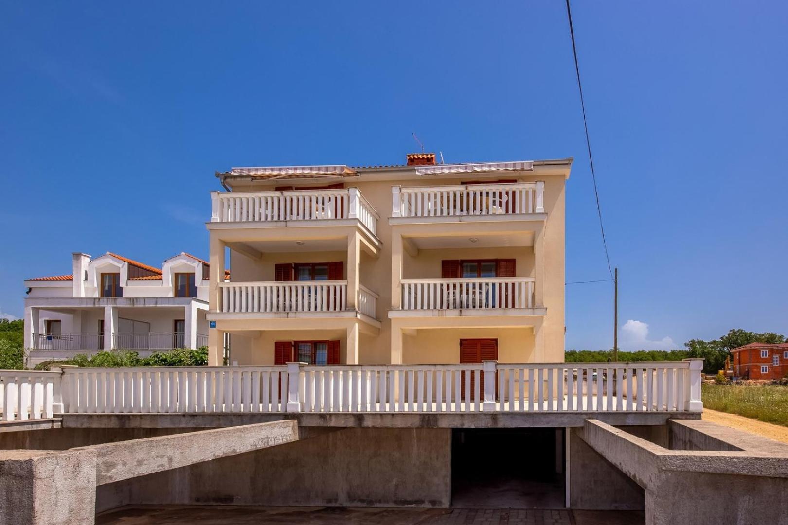 מאלינסקה Apartments Rina מראה חיצוני תמונה