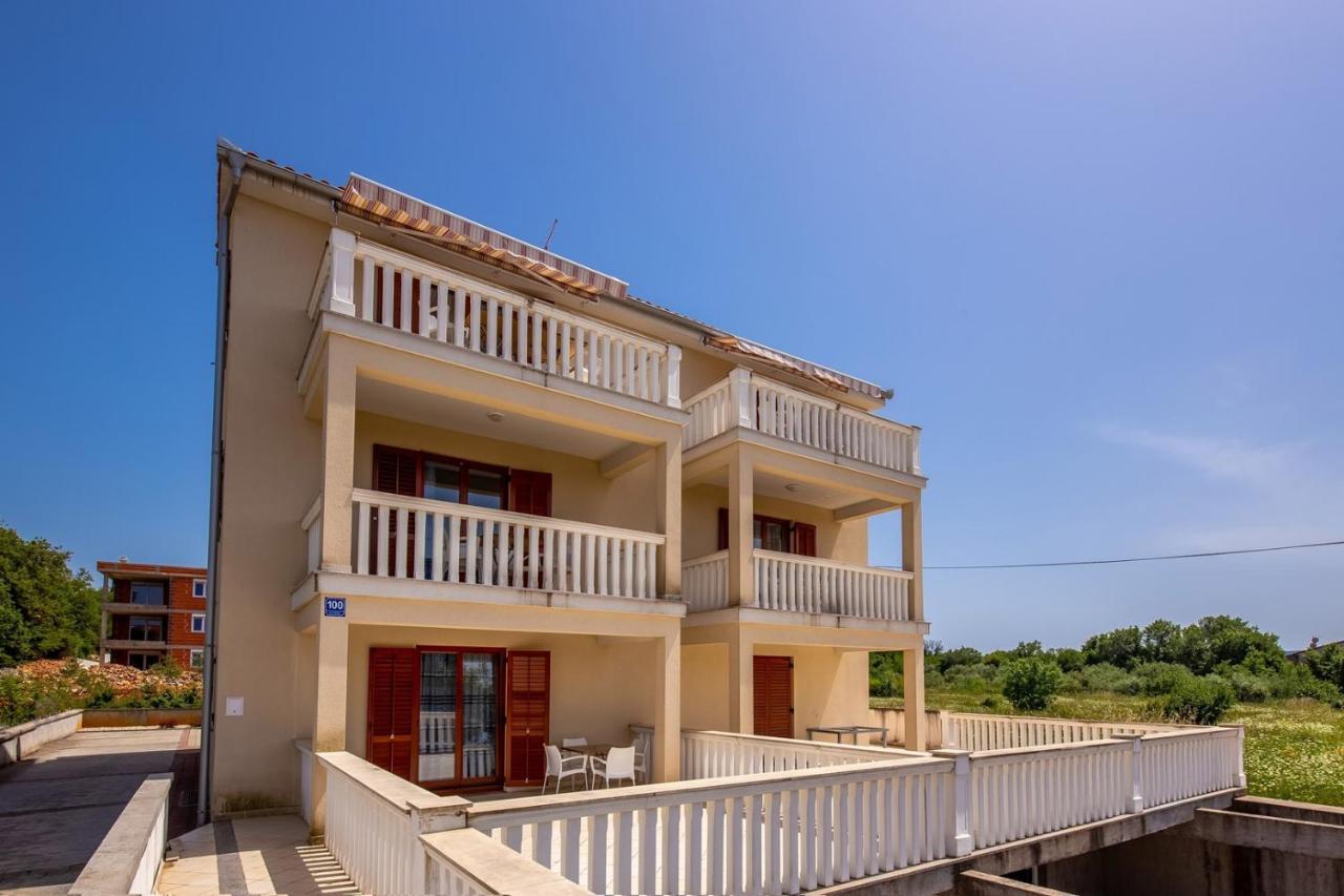 מאלינסקה Apartments Rina מראה חיצוני תמונה